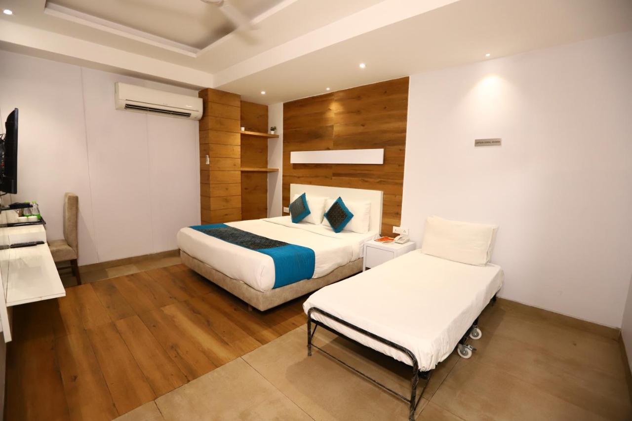 Hotel Stanley By Foxi Group- Near Delhi International Airport Yeni Delhi Dış mekan fotoğraf