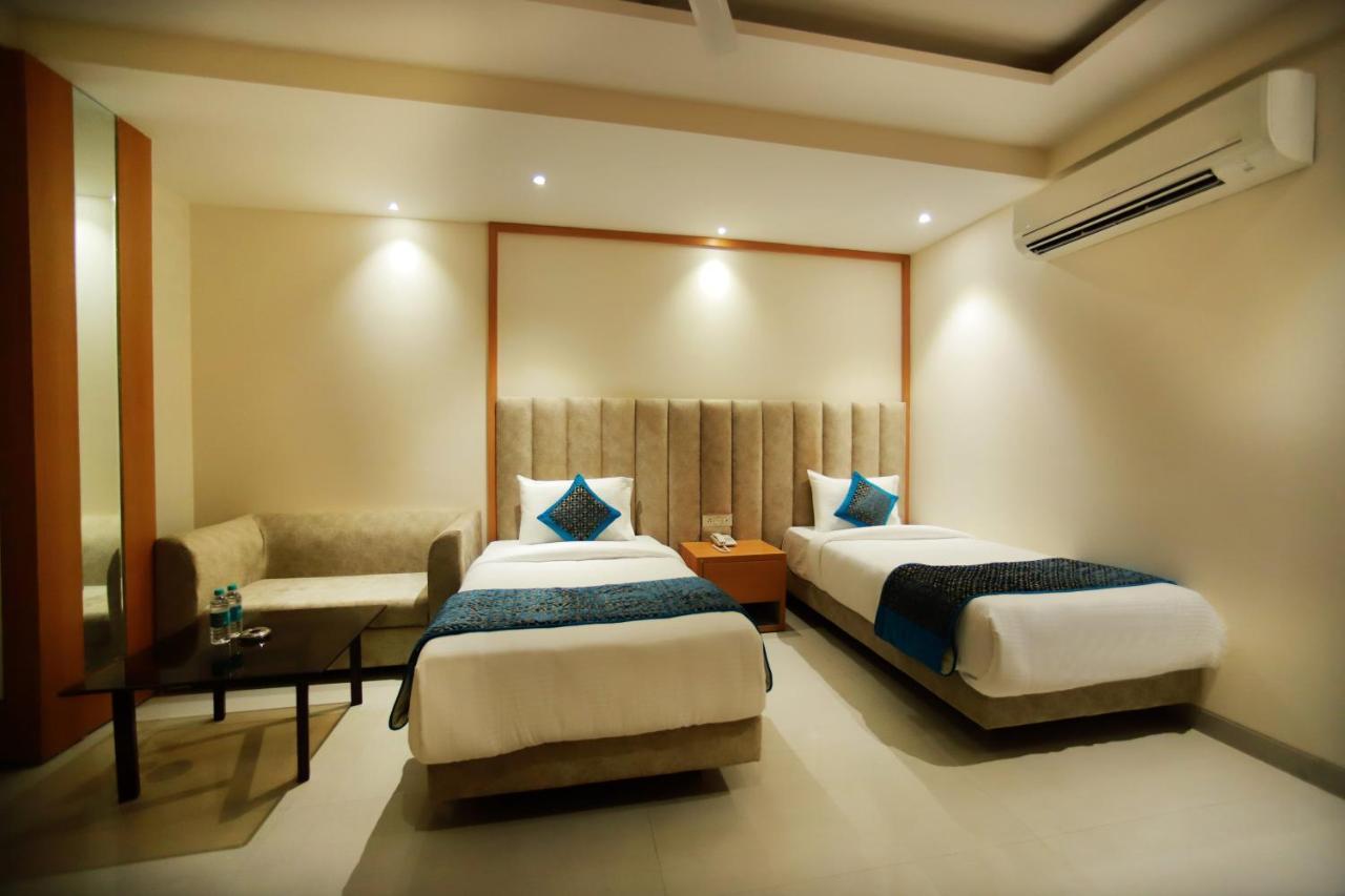 Hotel Stanley By Foxi Group- Near Delhi International Airport Yeni Delhi Dış mekan fotoğraf