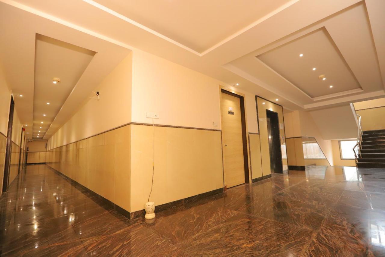 Hotel Stanley By Foxi Group- Near Delhi International Airport Yeni Delhi Dış mekan fotoğraf