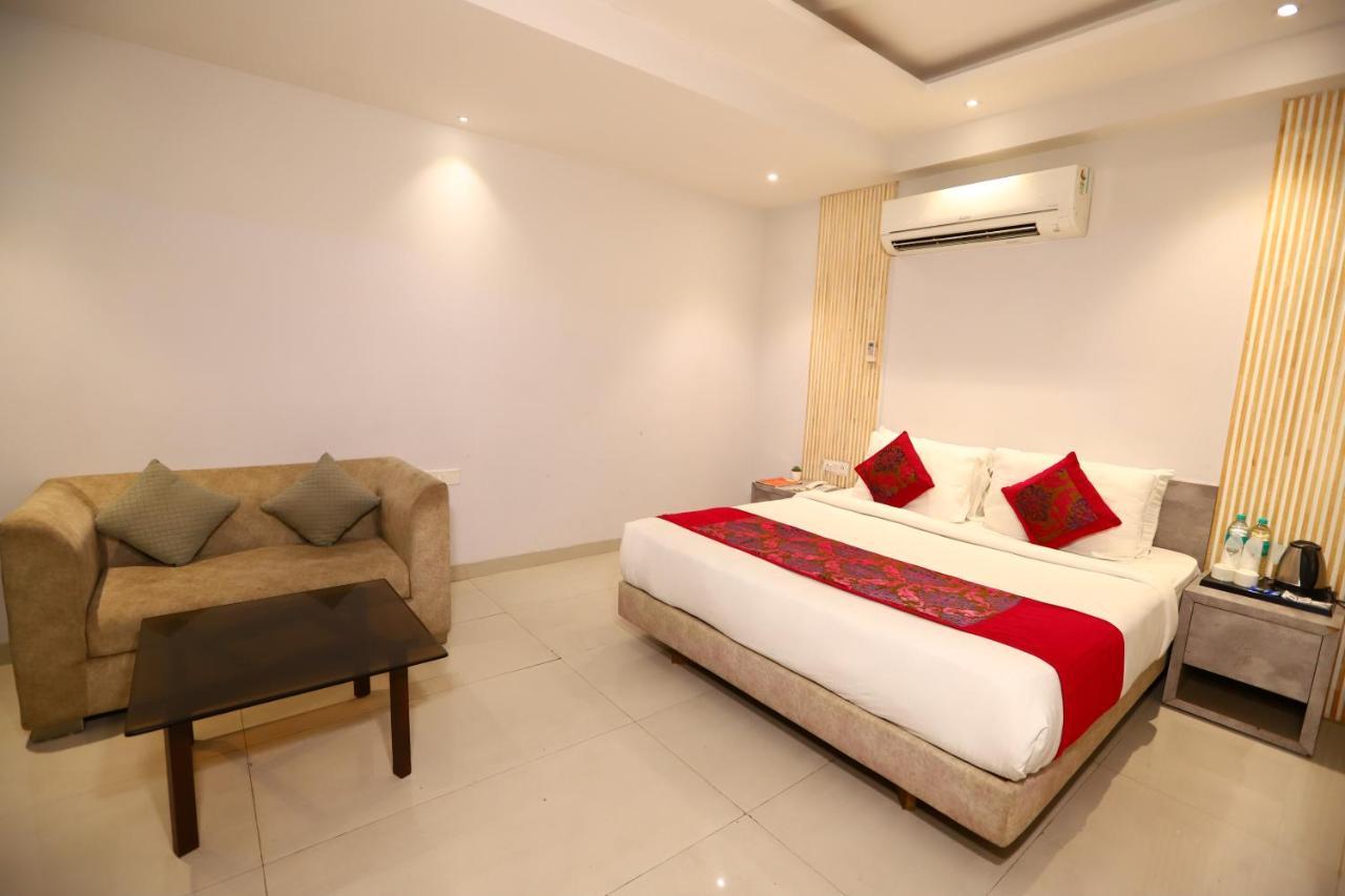 Hotel Stanley By Foxi Group- Near Delhi International Airport Yeni Delhi Dış mekan fotoğraf