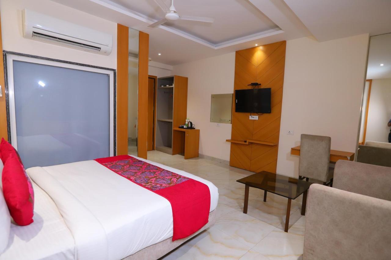 Hotel Stanley By Foxi Group- Near Delhi International Airport Yeni Delhi Dış mekan fotoğraf