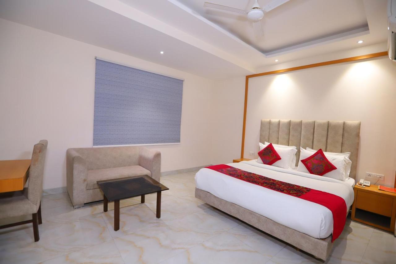 Hotel Stanley By Foxi Group- Near Delhi International Airport Yeni Delhi Dış mekan fotoğraf