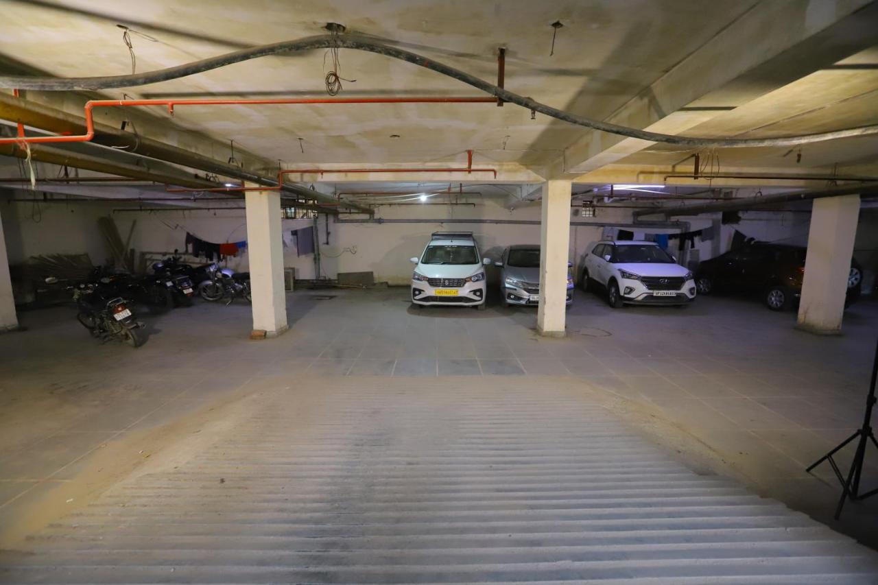 Hotel Stanley By Foxi Group- Near Delhi International Airport Yeni Delhi Dış mekan fotoğraf